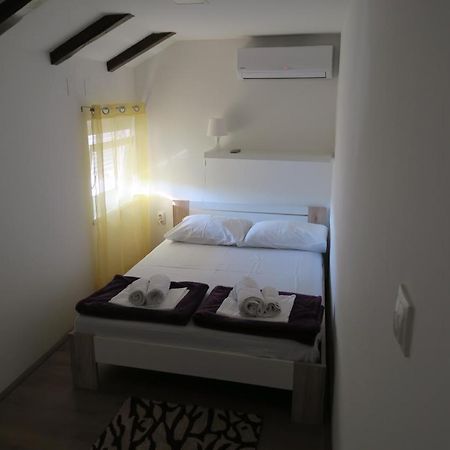 באסקה Holiday Home Ljubicic מראה חיצוני תמונה