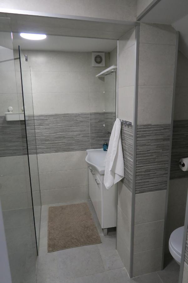 באסקה Holiday Home Ljubicic מראה חיצוני תמונה