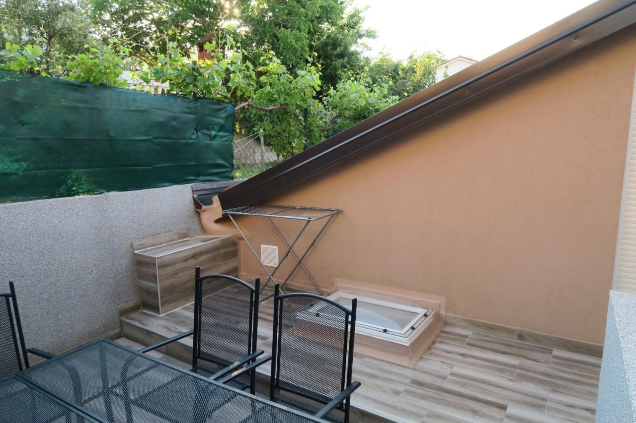 באסקה Holiday Home Ljubicic מראה חיצוני תמונה