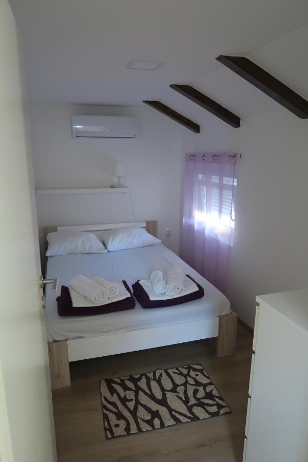 באסקה Holiday Home Ljubicic מראה חיצוני תמונה