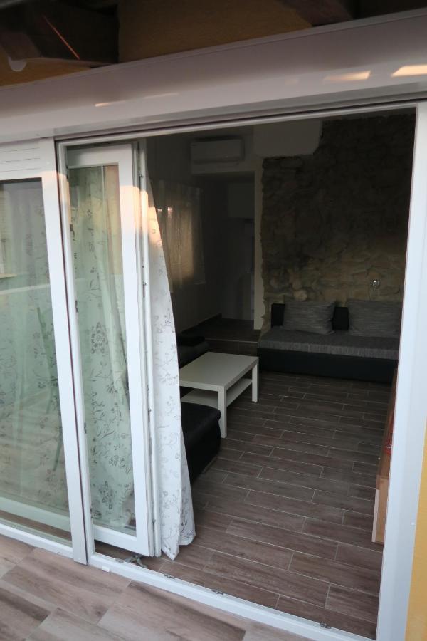 באסקה Holiday Home Ljubicic מראה חיצוני תמונה