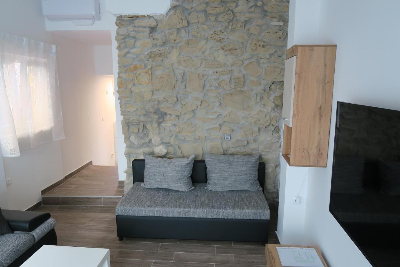 באסקה Holiday Home Ljubicic מראה חיצוני תמונה