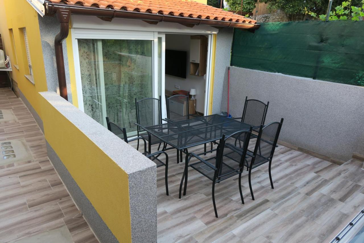 באסקה Holiday Home Ljubicic מראה חיצוני תמונה