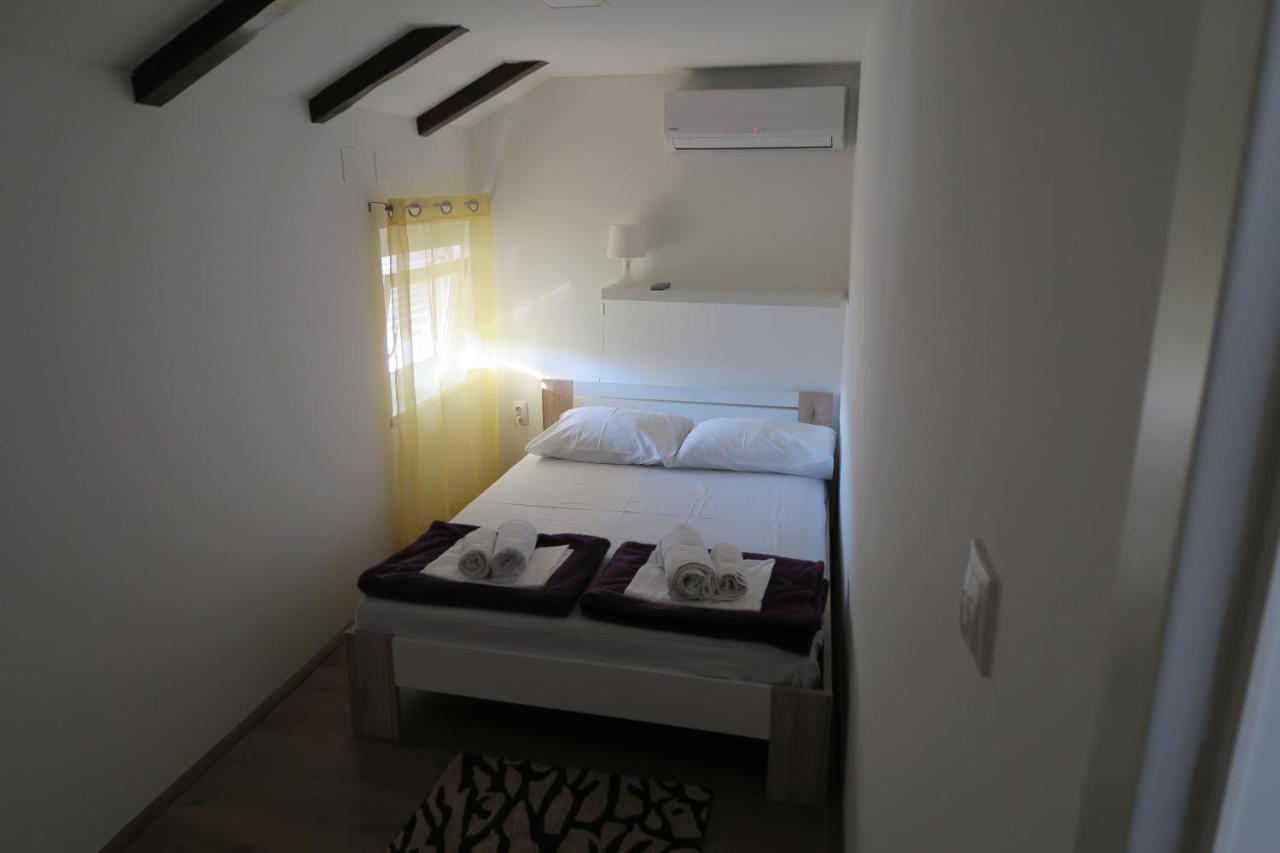באסקה Holiday Home Ljubicic מראה חיצוני תמונה